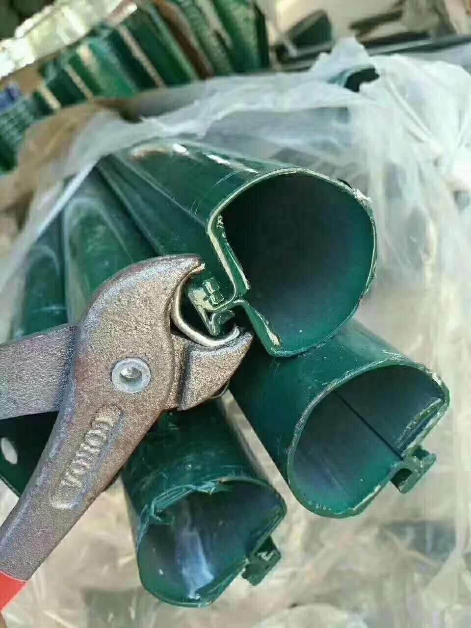 成卷護欄網